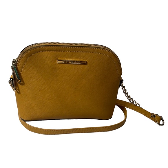 Steve Madden Handbags - Steve Madden Goldenrod Shoulder Strap Crossbody Bag NWOT